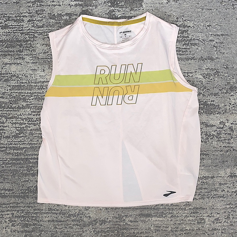 NWOT BROOKS RUN WITHIN SLEEVELESS TANK